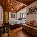 Palm House 17 - Adult Only Hotel