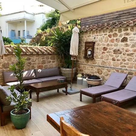Palm House 17 - Adult Only Hotel